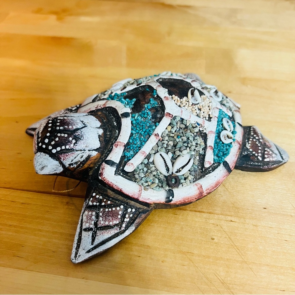 G6 Collection Wooden Tortoise Turtle Statue Hand Carved Decorative (Green)